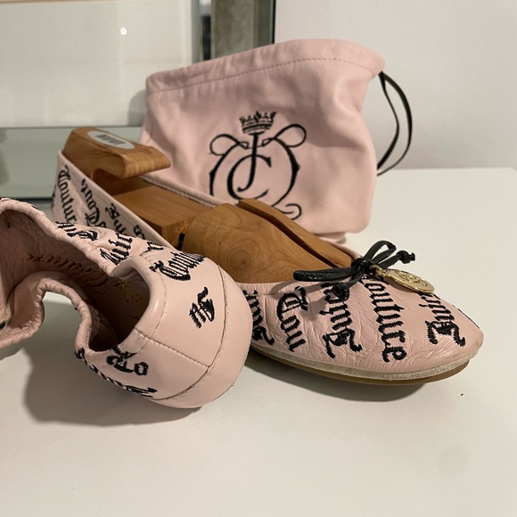 Juicy Couture - Picture 2 of 10